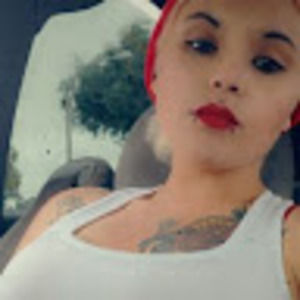 Meet your Posher, Kay